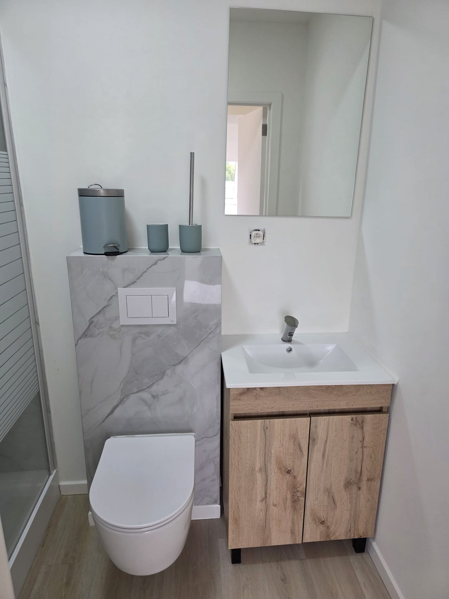 Luxe Studio: 3.1 - 41.5 m²