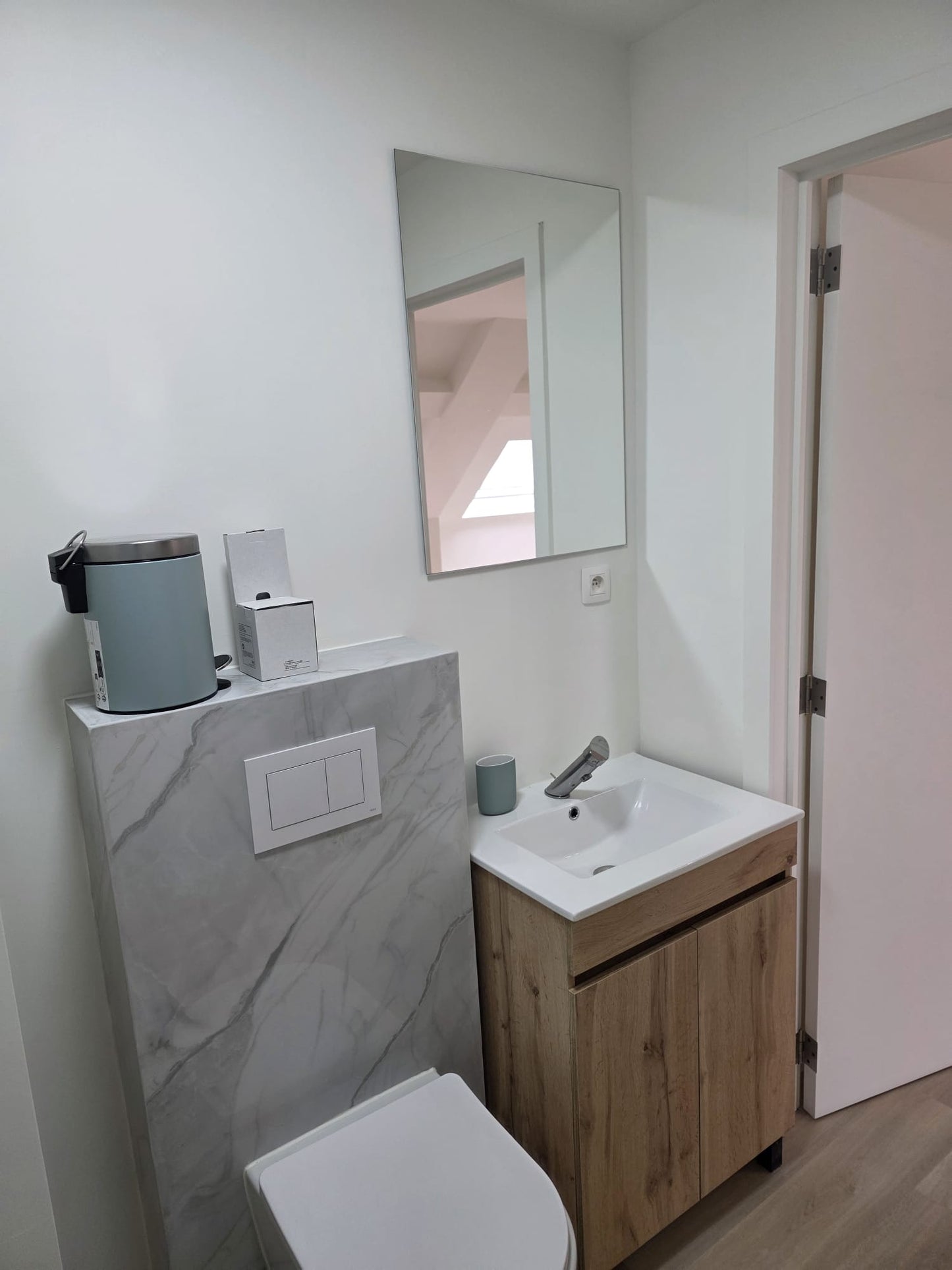 Luxe Studio: 3.1 - 41.5 m²